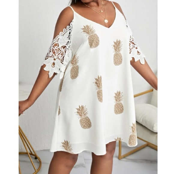 Boho plus size white pineapple print lace detail cold shoulder mini dress - Picture 2 of 5